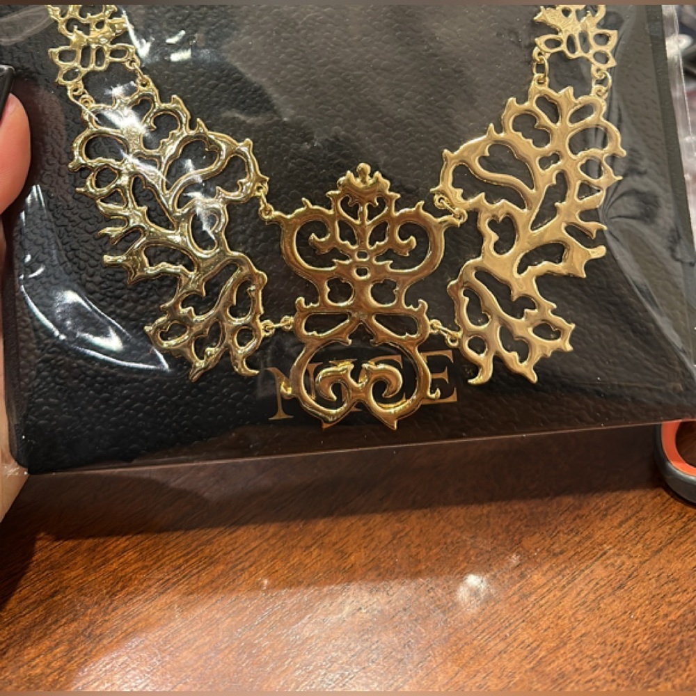 Necklace/collar